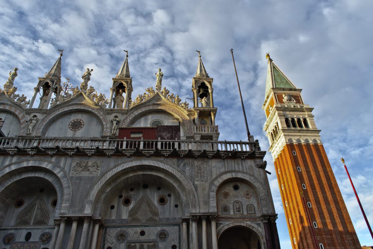 Scorcio della Basilica di San Marco e Campanile